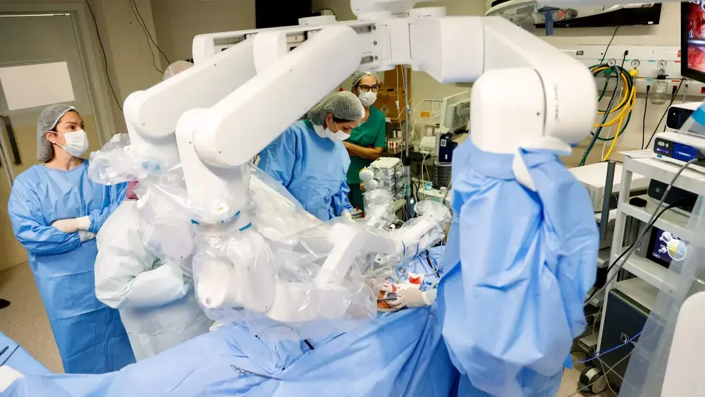 MS, Chile e Panamá fazem cirurgia robótica inédita e simultânea