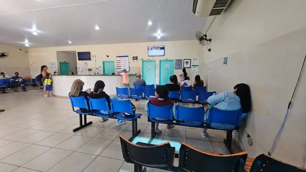 Saúde em 1º lugar: pacientes deixam torcida de lado em UPAs